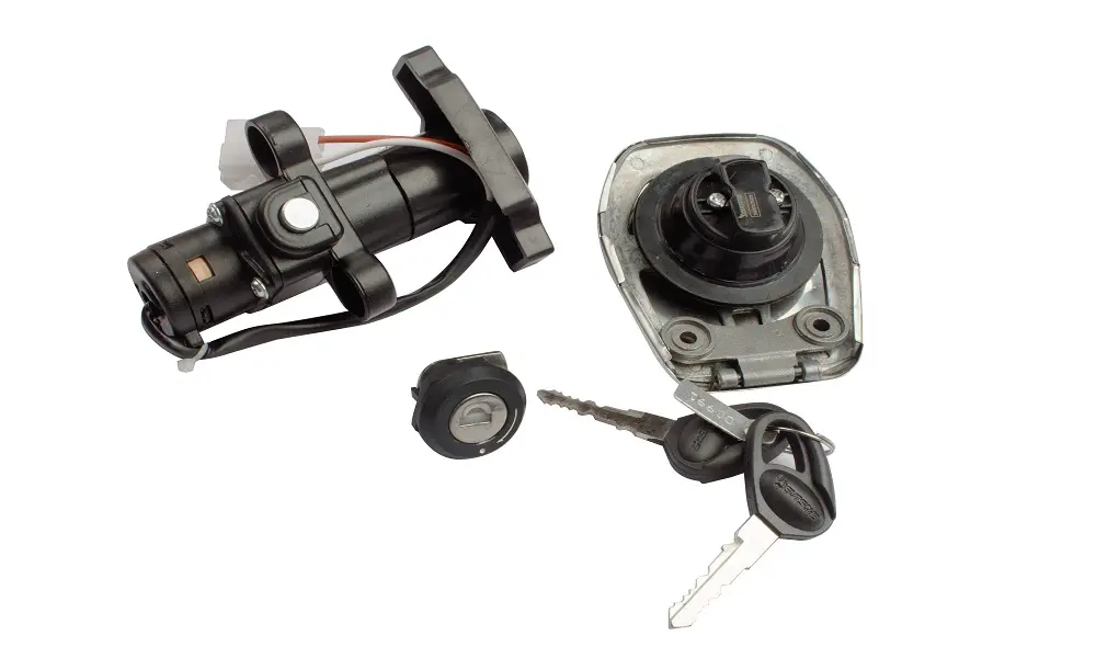 Ignition Lock Kit For Bajaj Platina 100 (set Of 3) Consisting Of Ignition Cum Steering Lock, Petrol Tank Lock & Tool Box Lock - Image 2