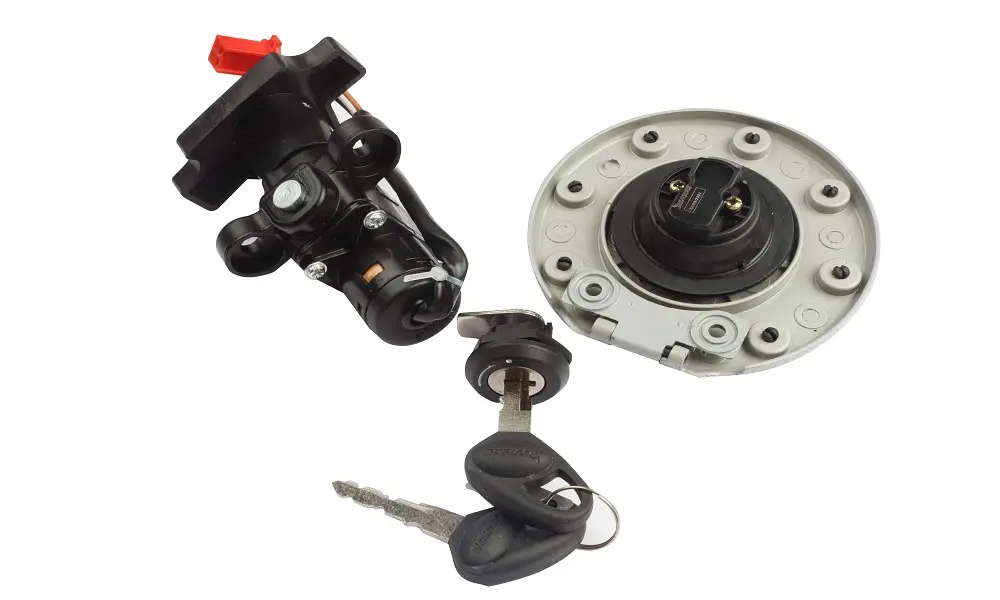 Ignition Lock Kit For Bajaj Platina 100 (set Of 3) Consisting Of Ignition Cum Steering Lock, Petrol Tank Lock & Tool Box Lock (4 Wire) - Image 2