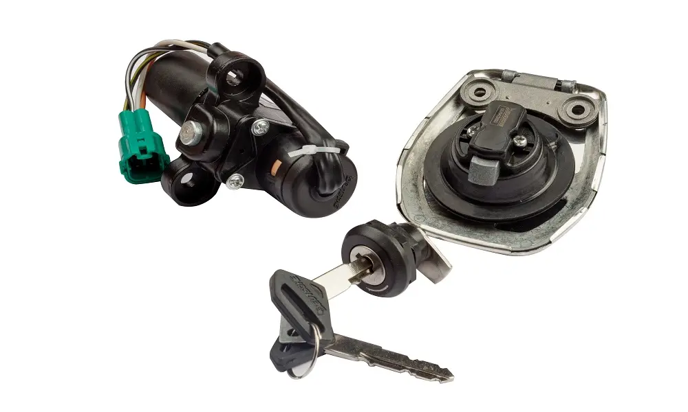 Ignition Lock Kit For Bajaj Discover 135 (n/m) (set Of 3) Consisting Of Ignition Cum Steering Lock, Petrol Tank Lock & Tool Box Lock - Image 2