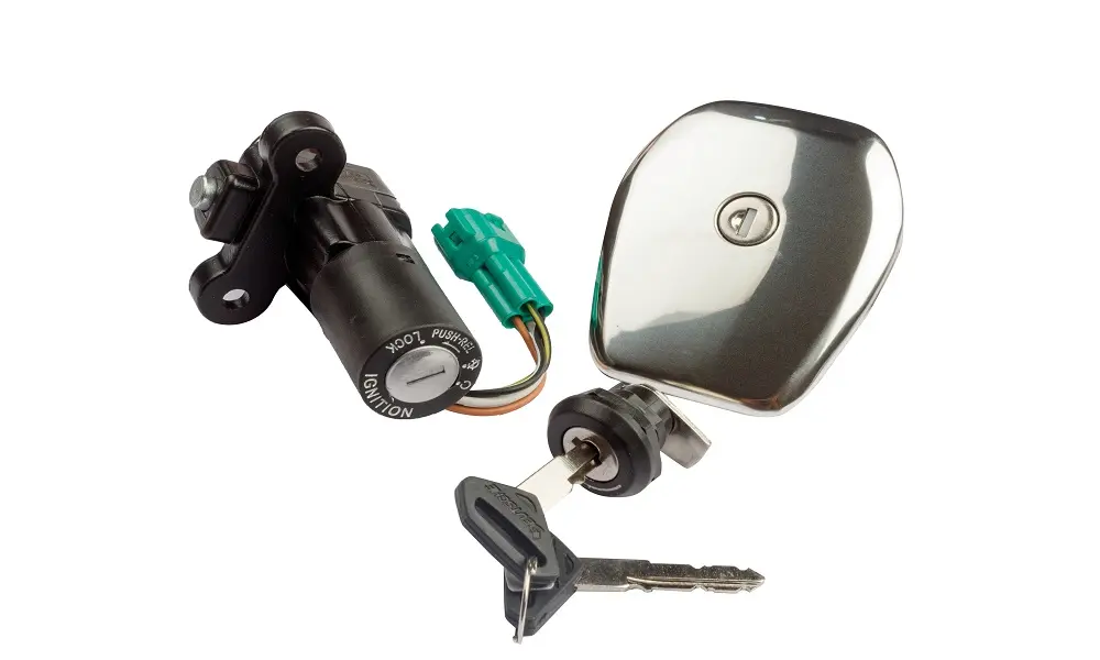 Ignition Lock Kit For Bajaj Discover 135 (n/m) (set Of 3) Consisting Of Ignition Cum Steering Lock, Petrol Tank Lock & Tool Box Lock