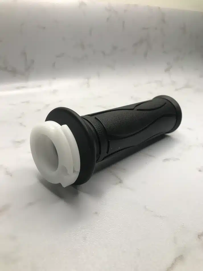 Accelerator Grip For Tvs Apache Rtr 160 180 Part Number -n9221170 - Image 2