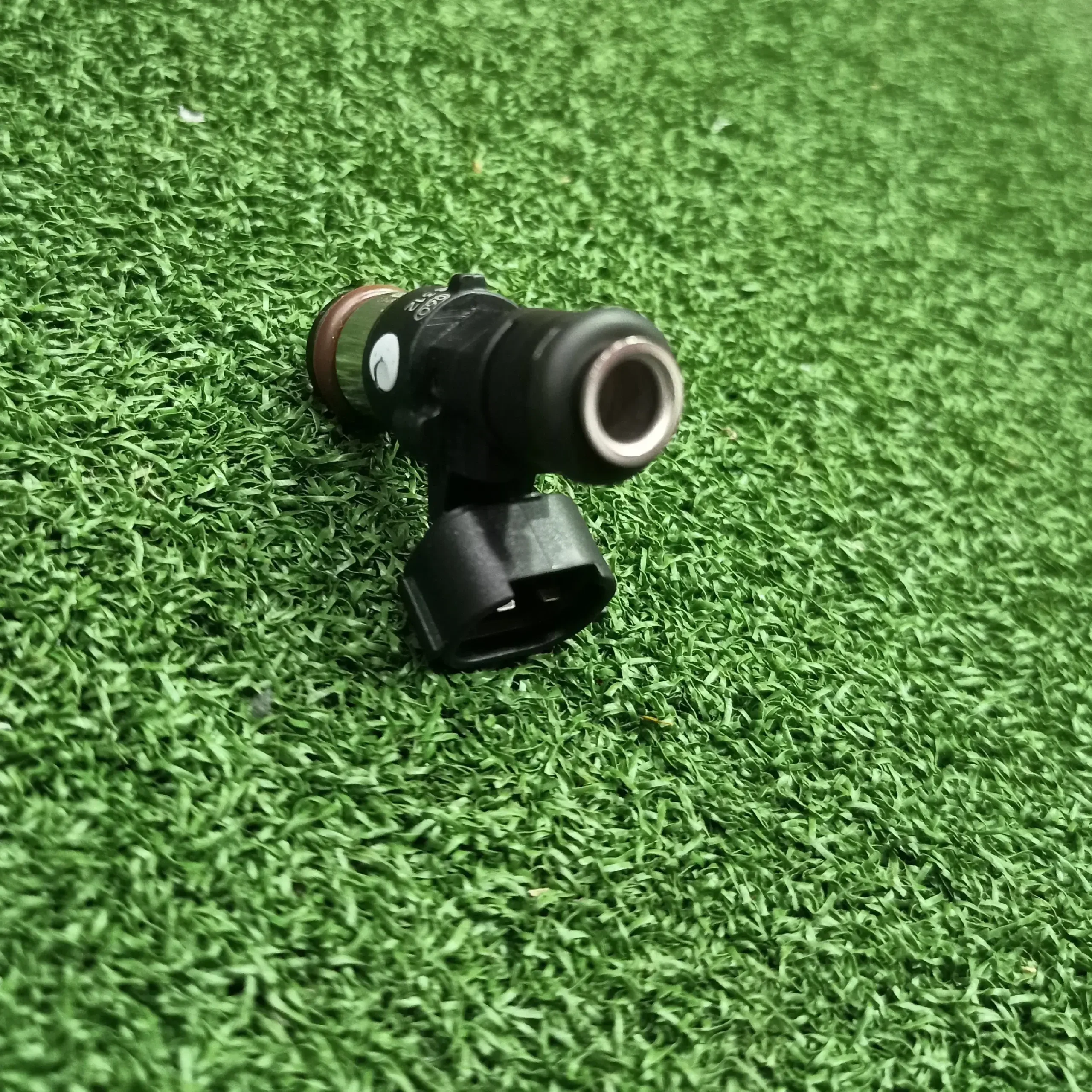 FUEL INJECTOR JG611007