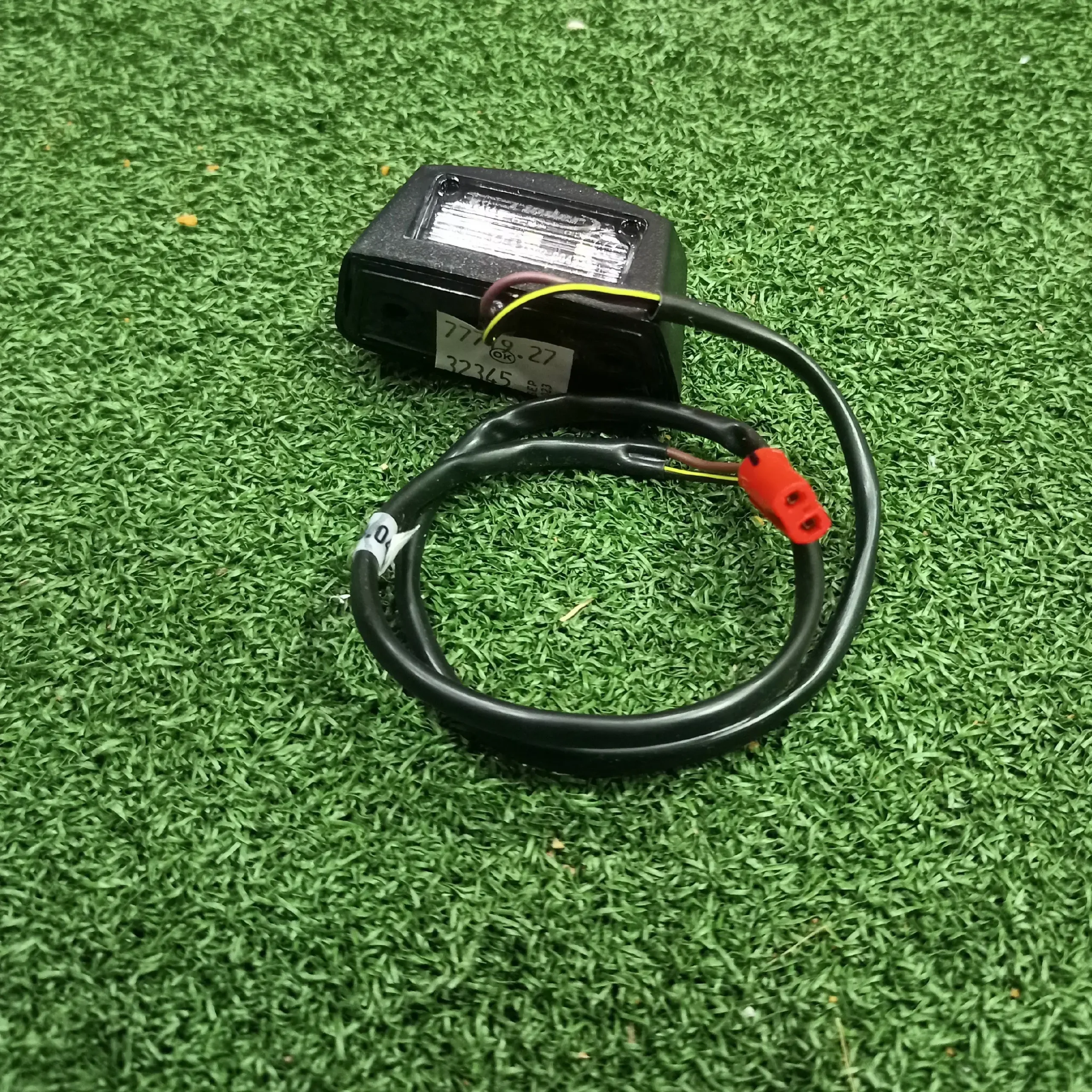 KTM DUKE 125/200/390 NUMBER PLATE LAMP JG401006