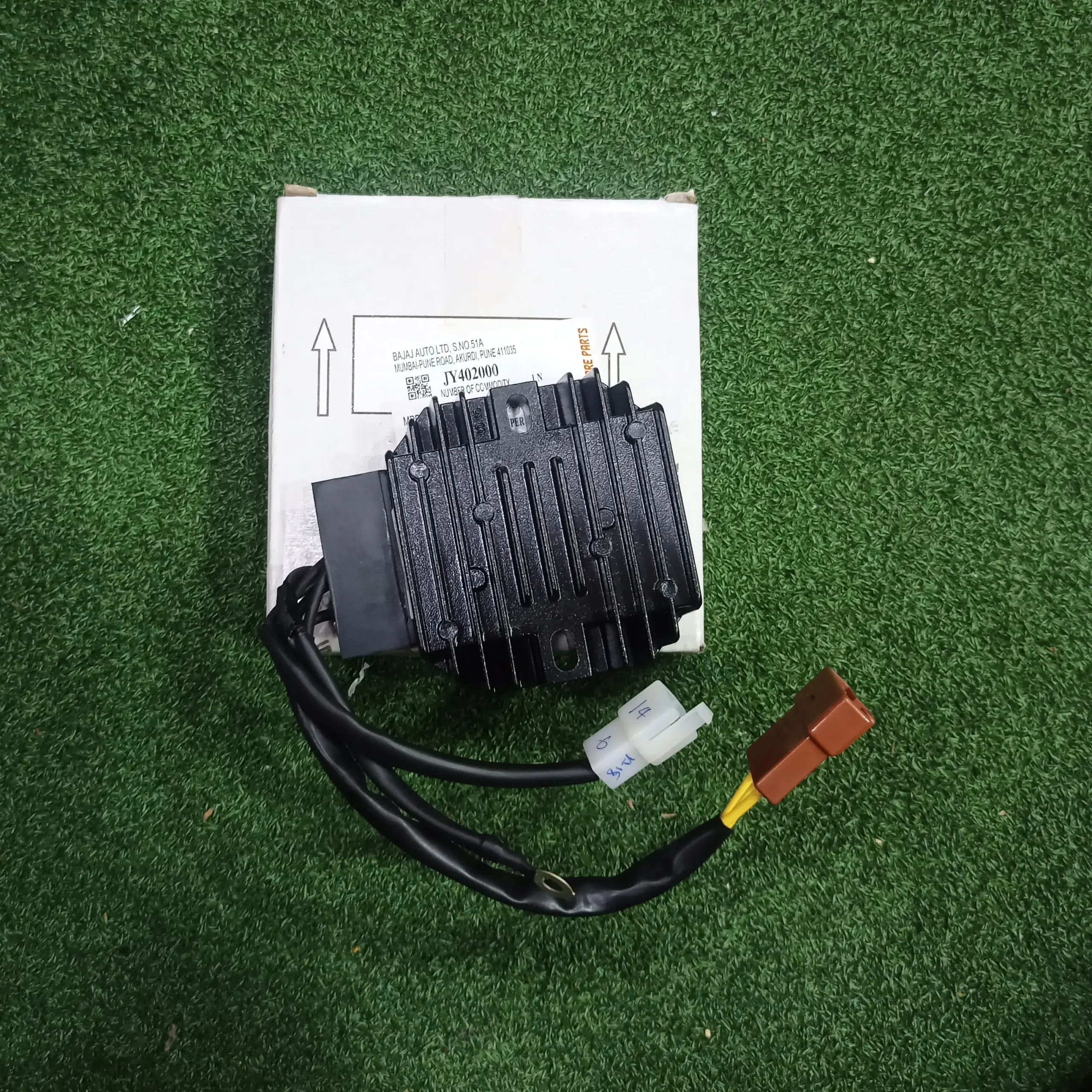 RC 390 REGULATOR (JY402000)