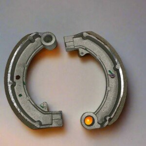 Rear brake shoe for chetak old scooter,classic,bravo