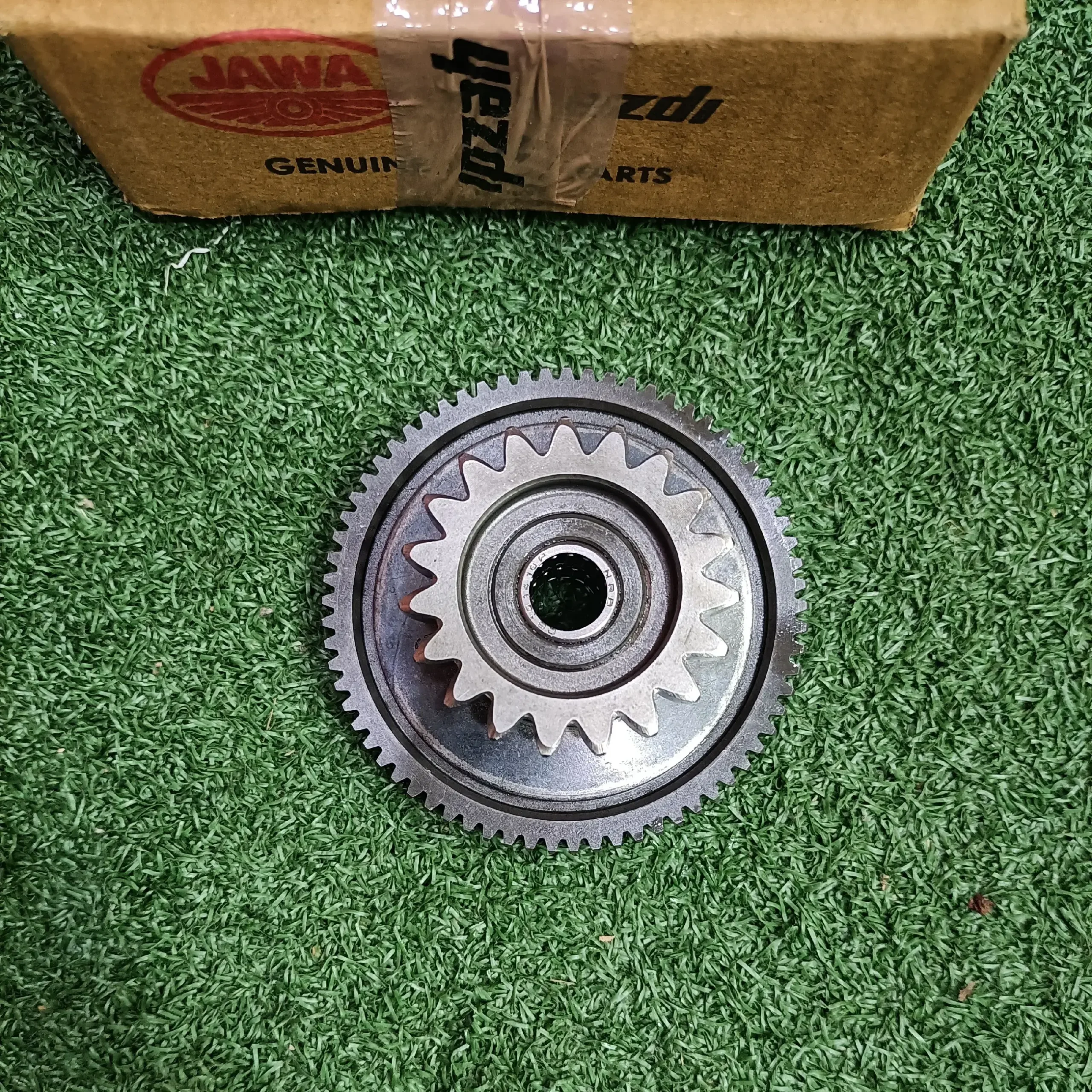 Sliper Clutch With Nrb Bearing Jawa 42 | Apna Dukaan |