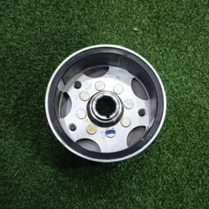 VESPA APRILIA CLUTCH ROTOR ASSEMBLY | Apna Dukaan |